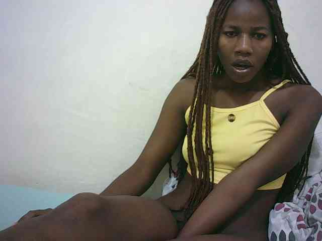 Sexyqueen2 webcam