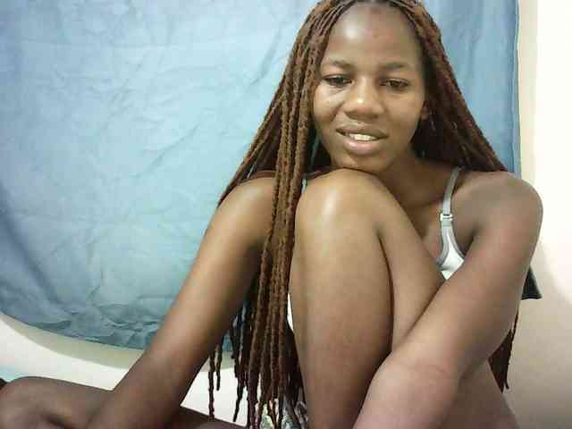 Sexyqueen2 webcam