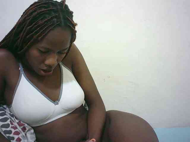 Sexyqueen2 webcam