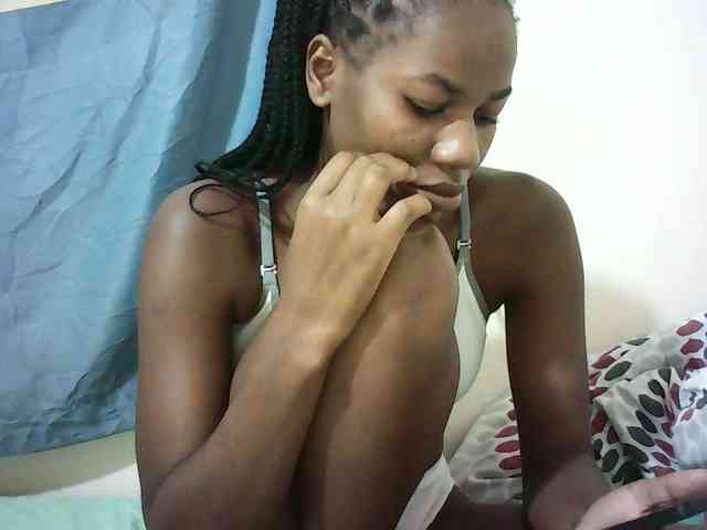 Sexyqueen2 webcam