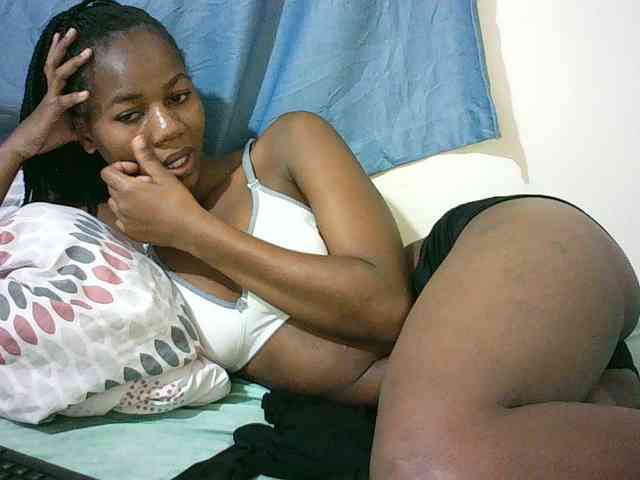 Sexyqueen2 webcam