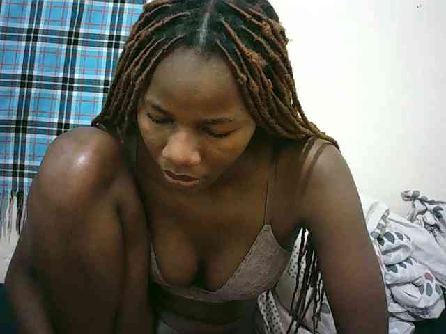 Sexyqueen2 webcam