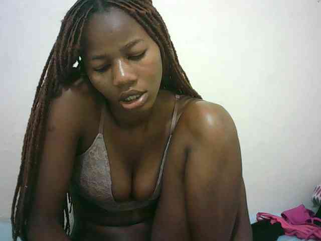 Sexyqueen2 webcam