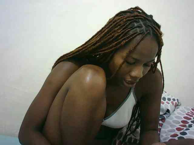 Sexyqueen2 webcam