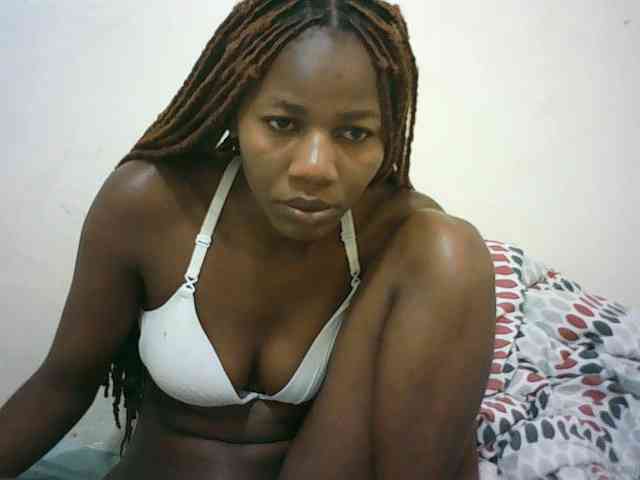 Sexyqueen2 webcam