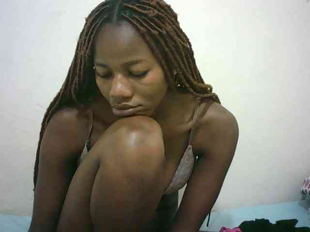 Sexyqueen2 webcam