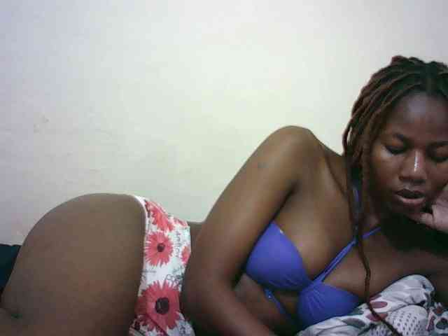 Sexyqueen2 webcam