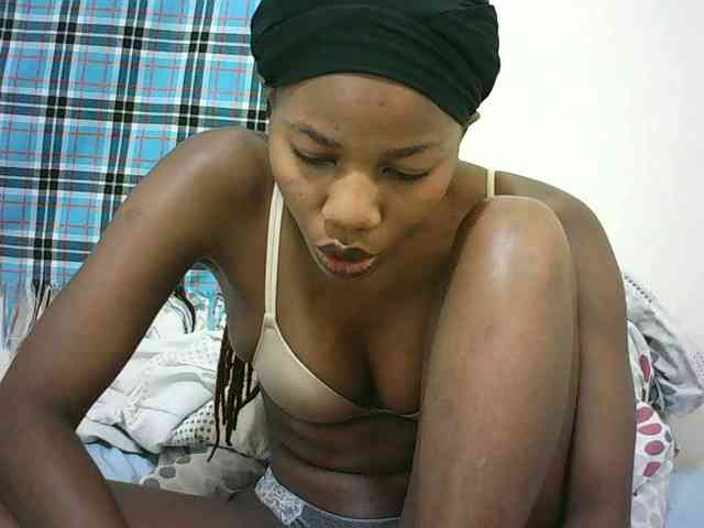 Sexyqueen2 webcam