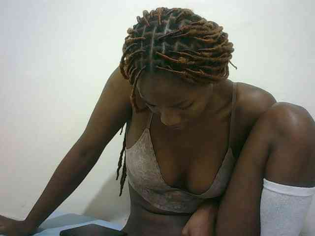 Sexyqueen2 webcam