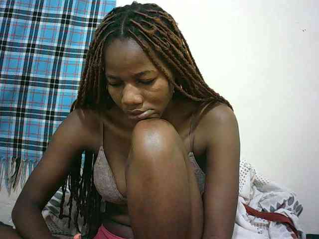 Sexyqueen2 webcam