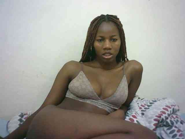 Sexyqueen2 webcam