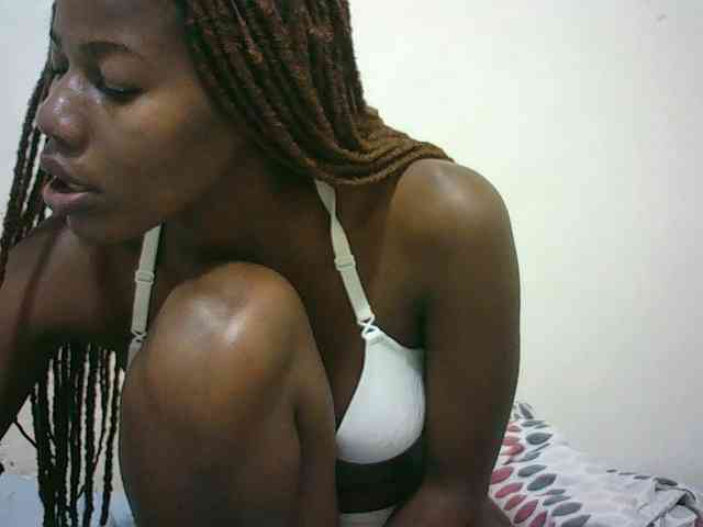 Sexyqueen2 webcam