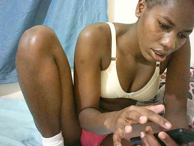 Sexyqueen2 webcam