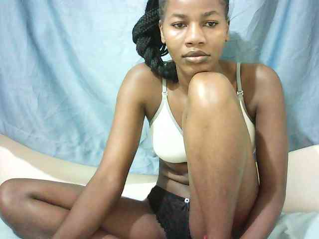 Sexyqueen2 webcam