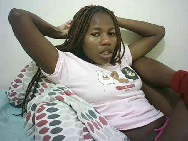Sexyqueen2 webcam
