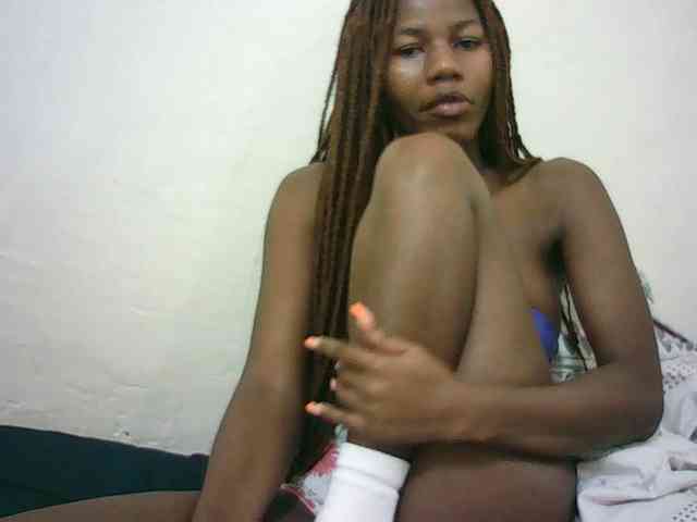 Sexyqueen2 webcam