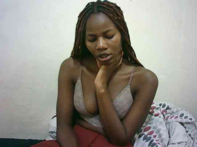 Sexyqueen2 webcam