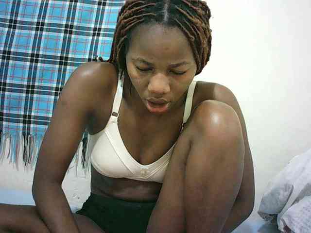 Sexyqueen2 webcam