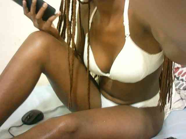 Sexyqueen2 webcam