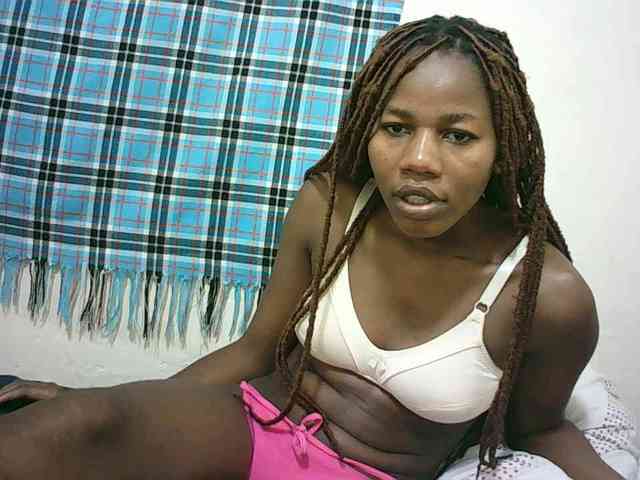 Sexyqueen2 webcam