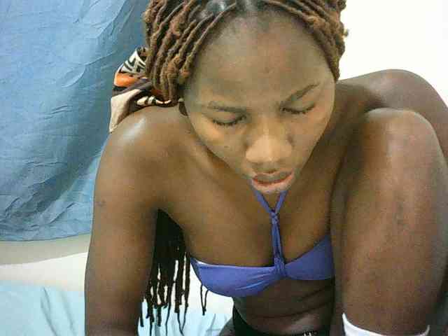 Sexyqueen2 webcam