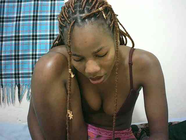 Sexyqueen2 webcam