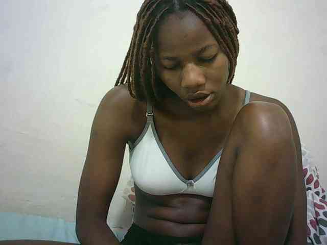 Sexyqueen2 webcam