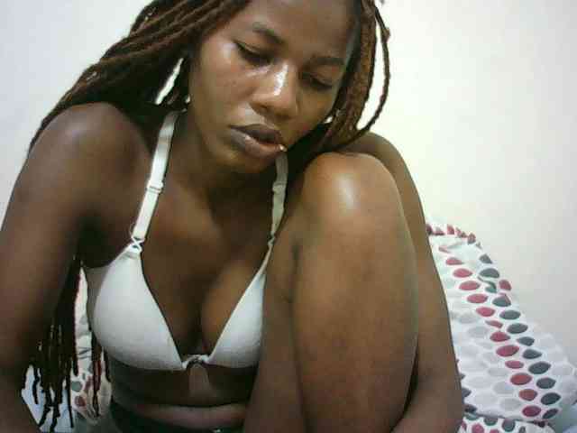 Sexyqueen2 webcam