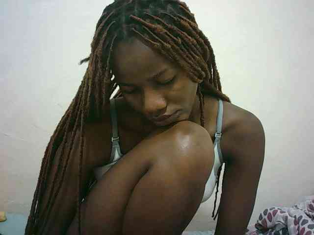 Sexyqueen2 webcam
