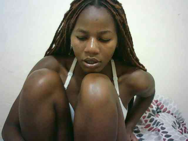 Sexyqueen2 webcam