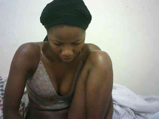 Sexyqueen2 webcam