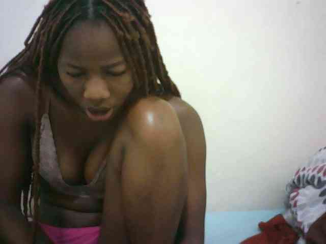 Sexyqueen2 webcam