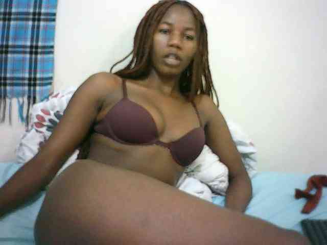 Sexyqueen2 webcam