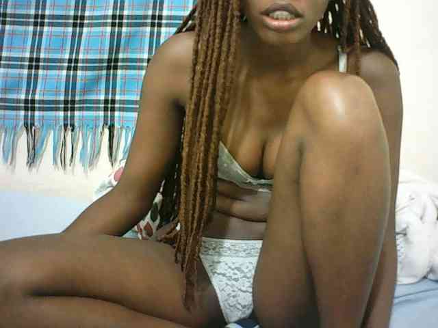 Sexyqueen2 webcam