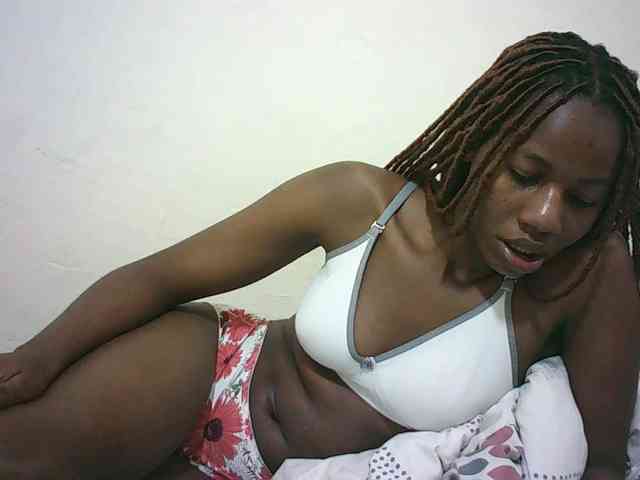 Sexyqueen2 webcam