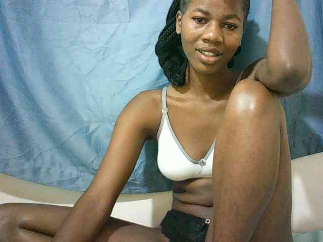 Sexyqueen2 webcam