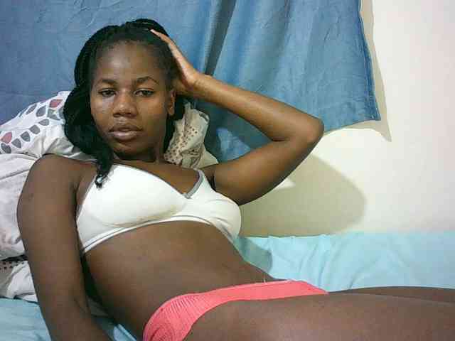 Sexyqueen2 webcam