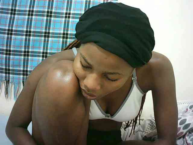 Sexyqueen2 webcam