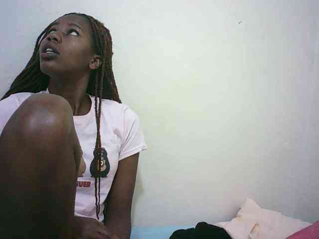 Sexyqueen2 webcam
