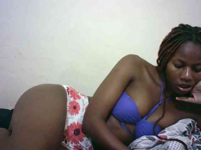 Sexyqueen2 webcam