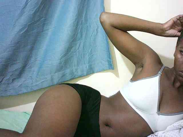 Sexyqueen2 webcam