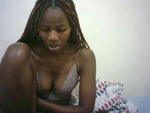 Sexyqueen2 webcam