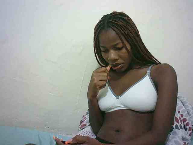 Sexyqueen2 webcam