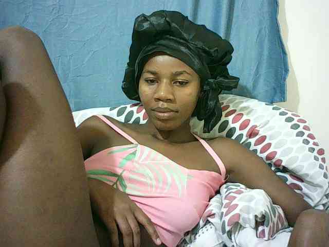 Sexyqueen2 webcam
