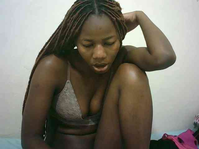 Sexyqueen2 webcam