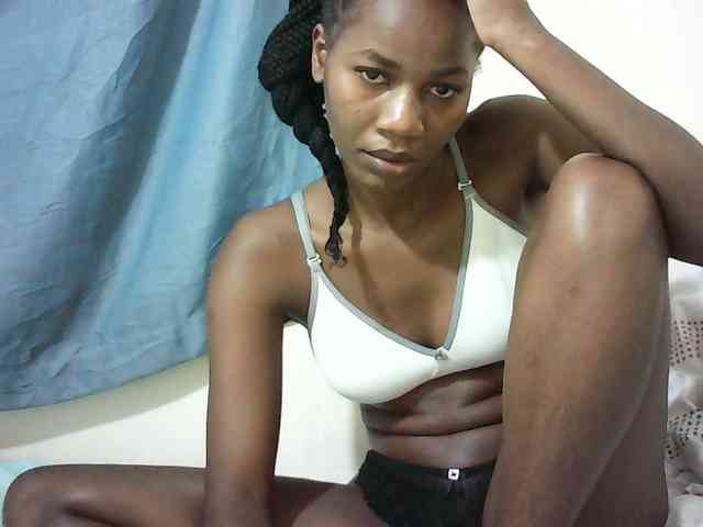 Sexyqueen2 webcam