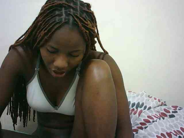 Sexyqueen2 webcam