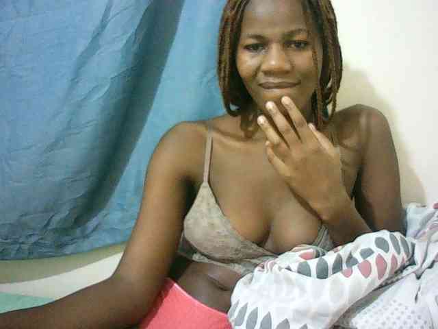 Sexyqueen2 webcam