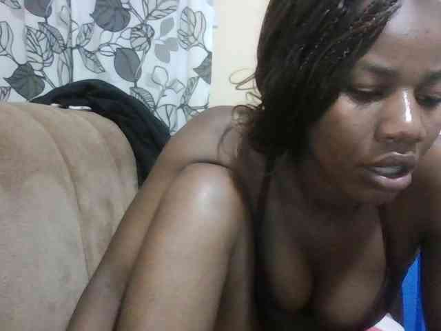 Sexyqueen2 webcam
