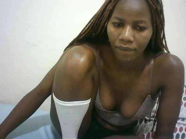 Sexyqueen2 webcam